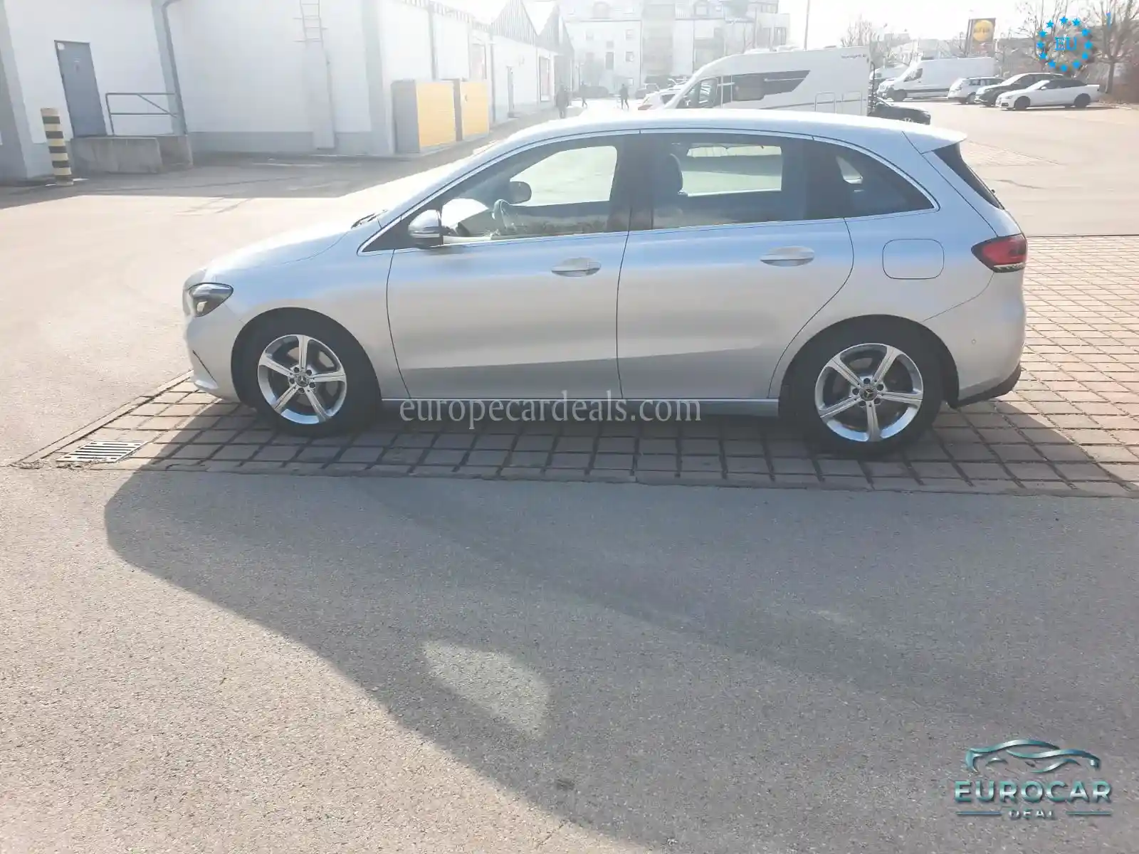 Mercedes-Benz B 220