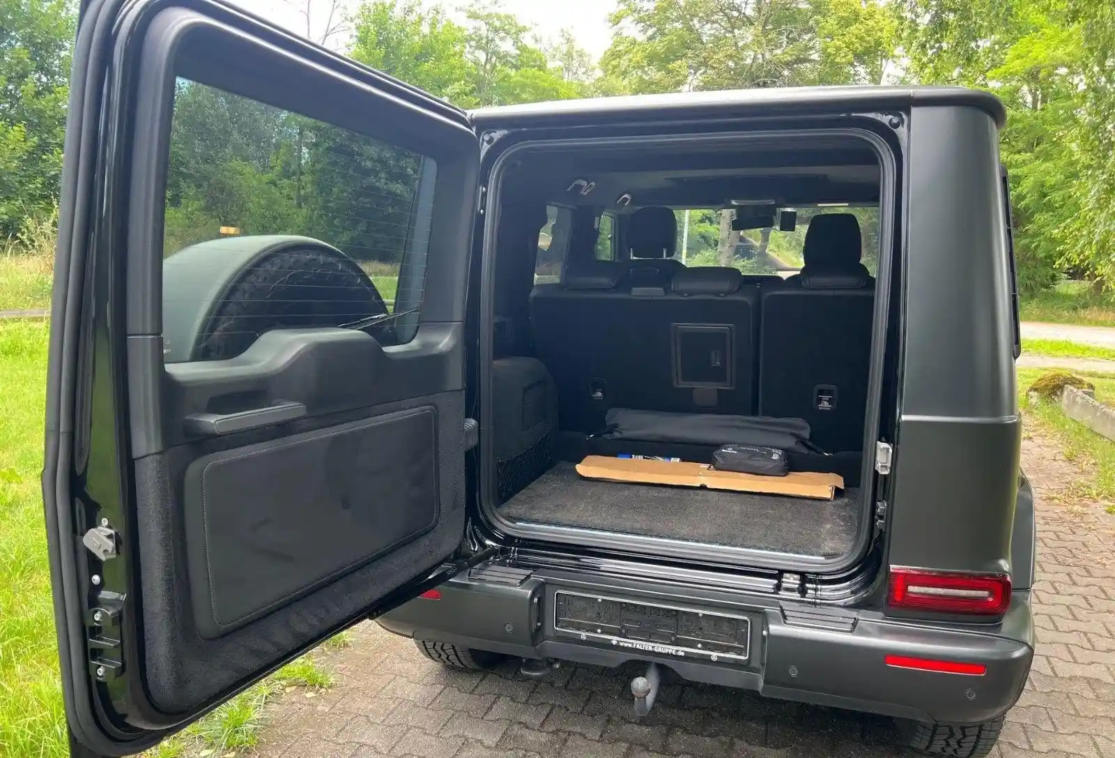 Mercedes-Benz G 500