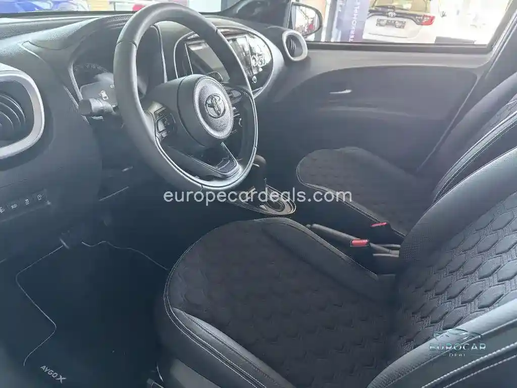Toyota Aygo (X)