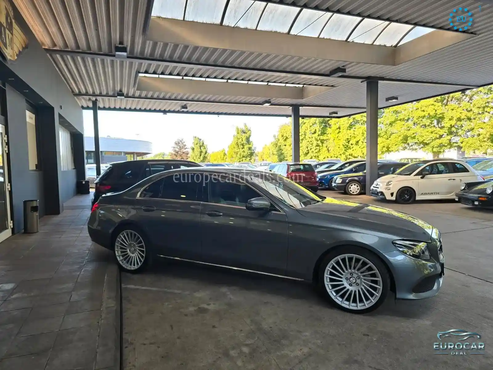 Mercedes-Benz E 300