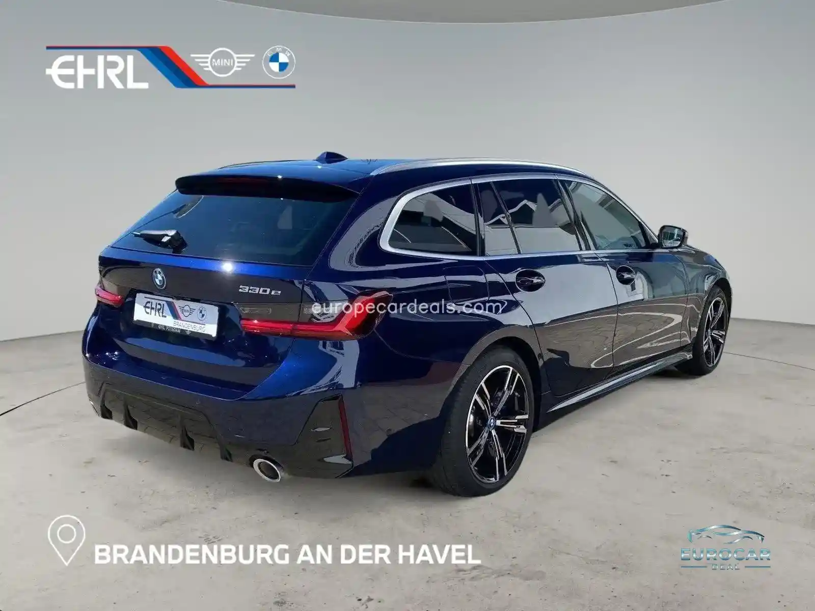 BMW 330