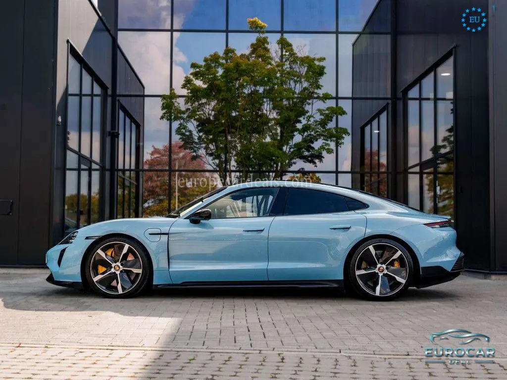 Porsche Taycan