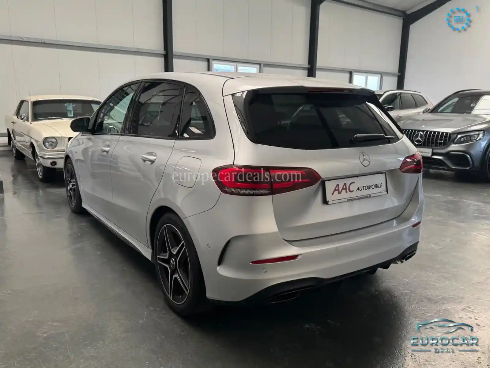 Mercedes-Benz B 200