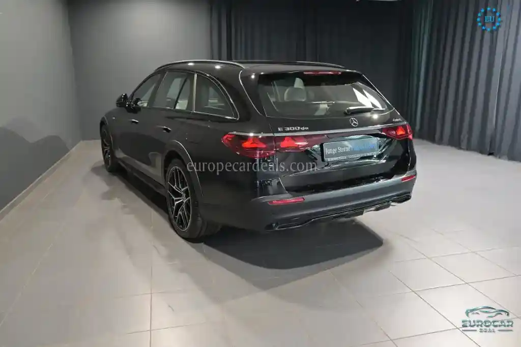 Mercedes-Benz E 300