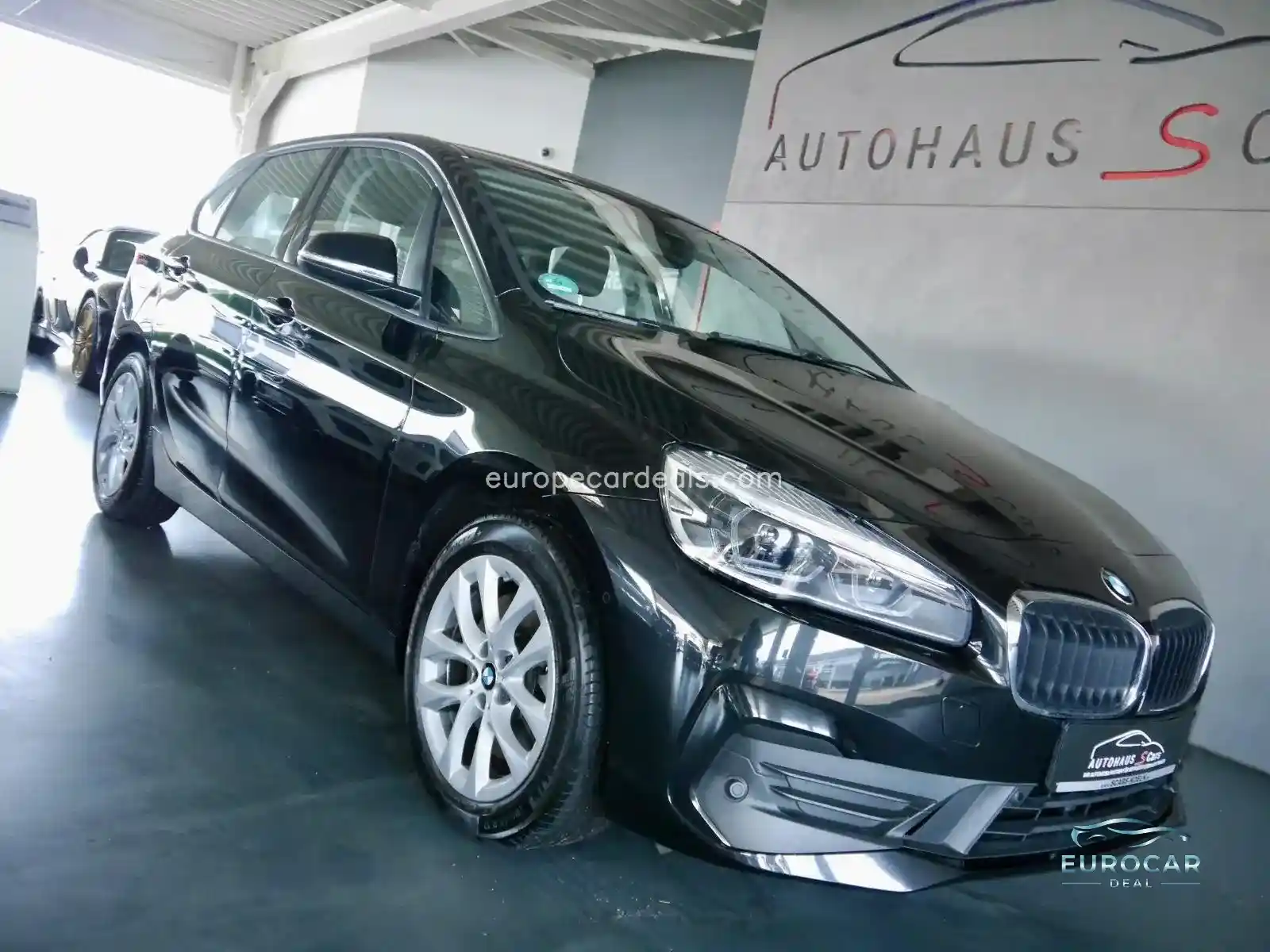 BMW 225