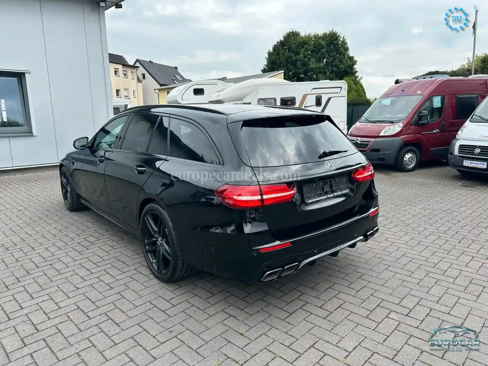 Mercedes-Benz E 63 AMG