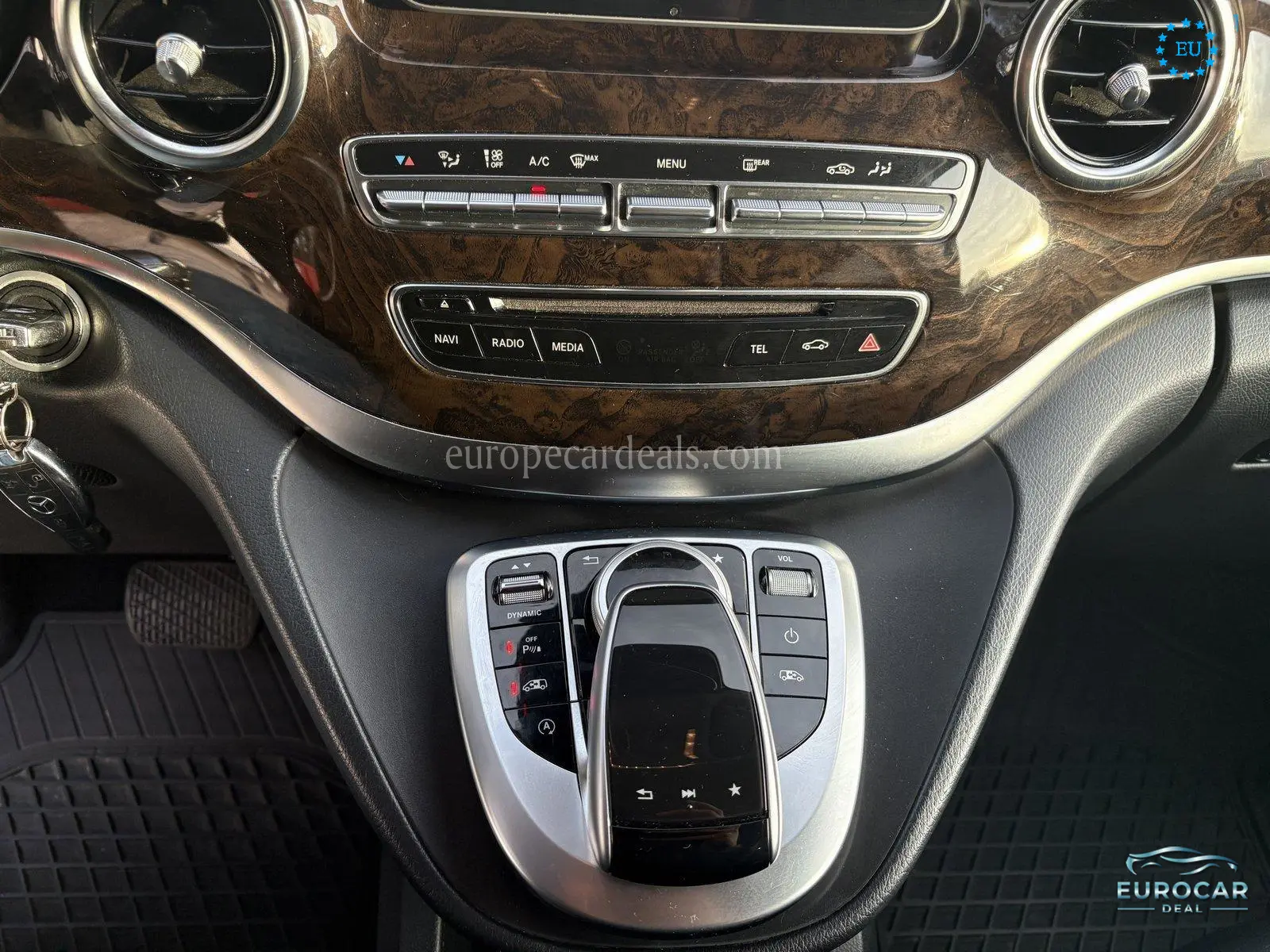 Mercedes-Benz V 250