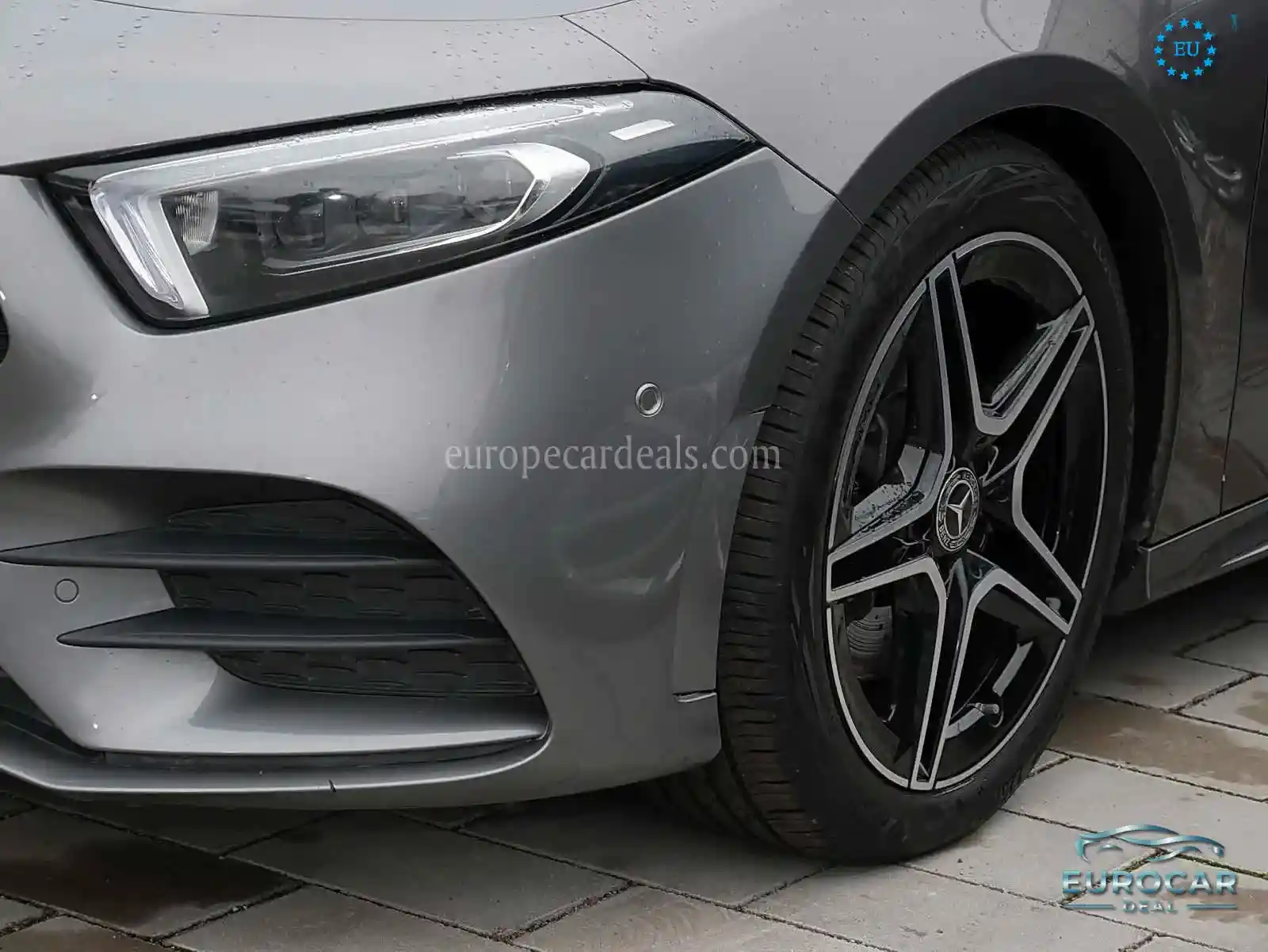 Mercedes-Benz A 220