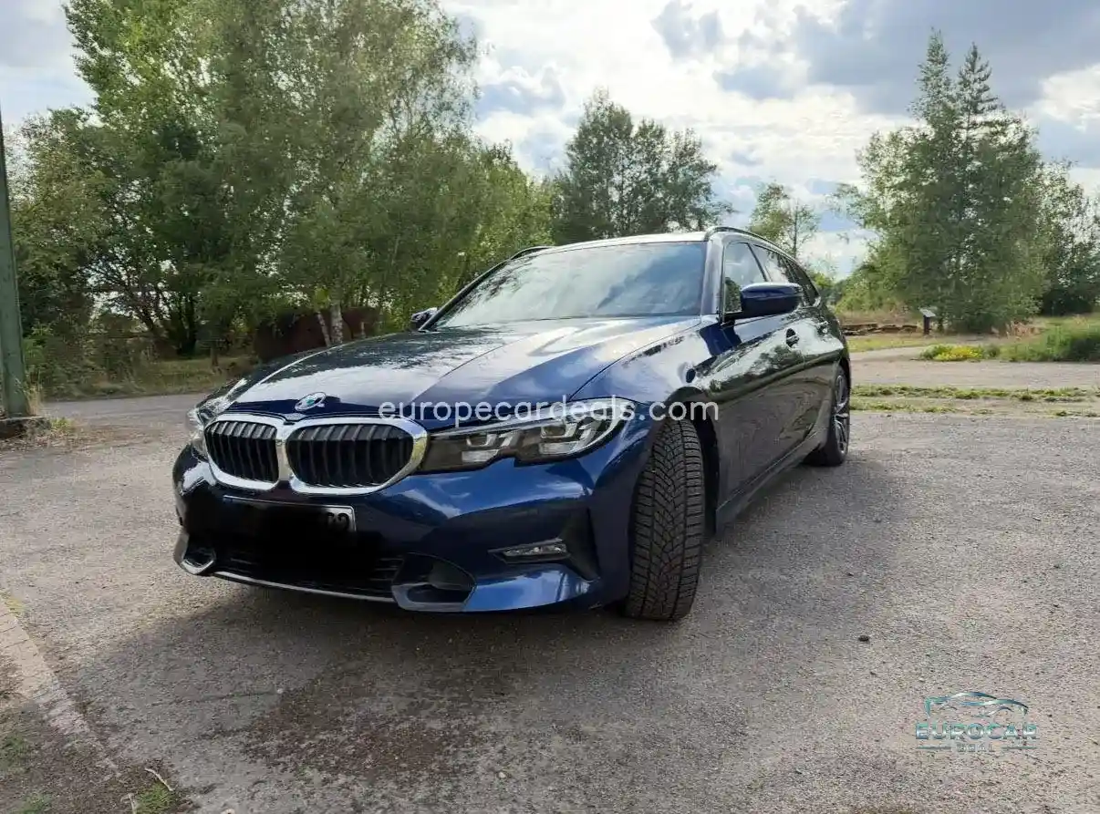 BMW 330