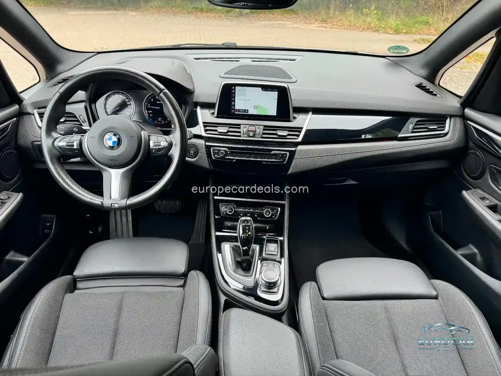 BMW 220