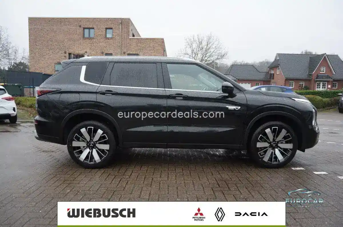 Mitsubishi Plug-in Hybrid Outlander