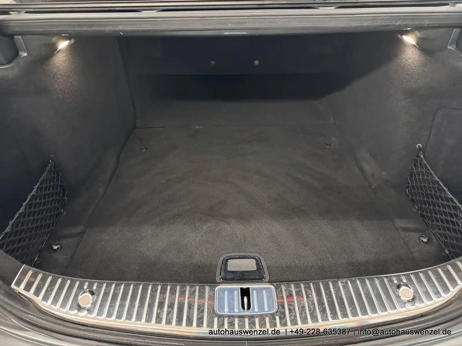 Mercedes-Benz S 560