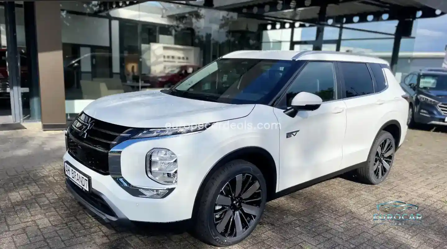 Mitsubishi Plug-in Hybrid Outlander