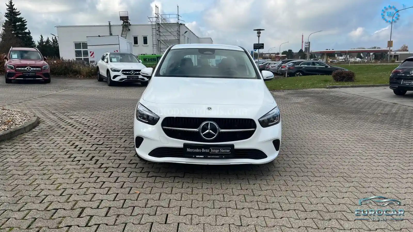 Mercedes-Benz B 180