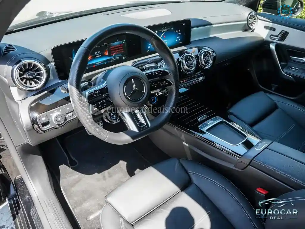 Mercedes-Benz A 35 AMG