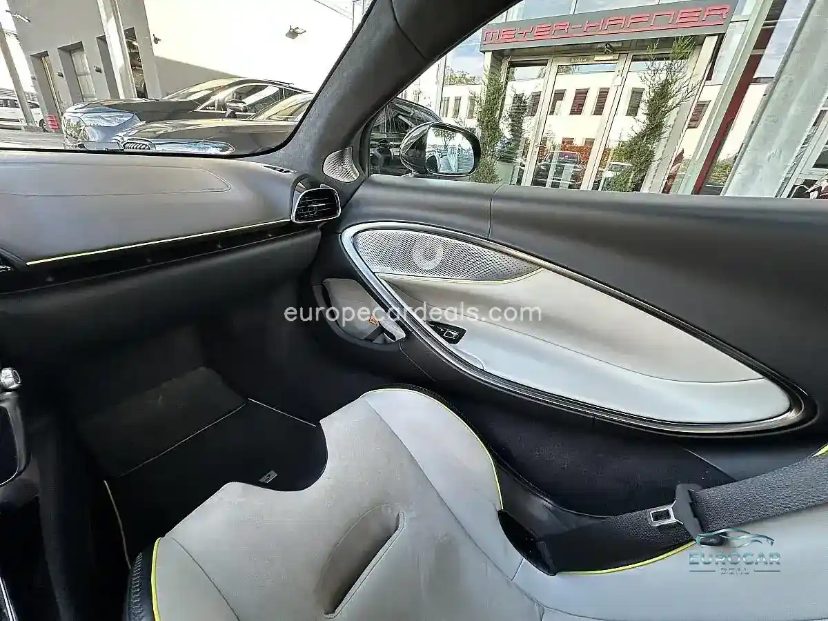 McLaren Artura