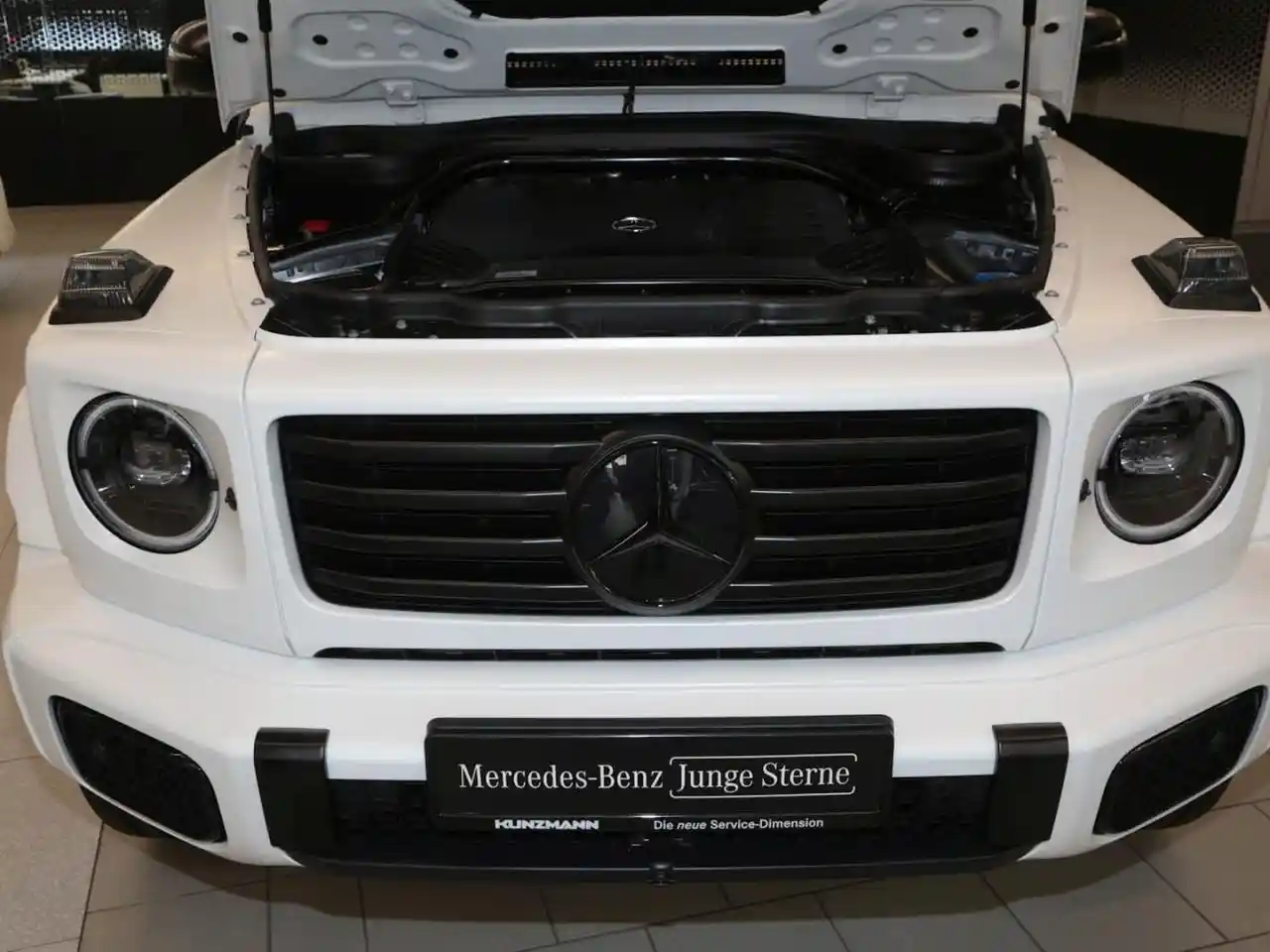 Mercedes-Benz G 500