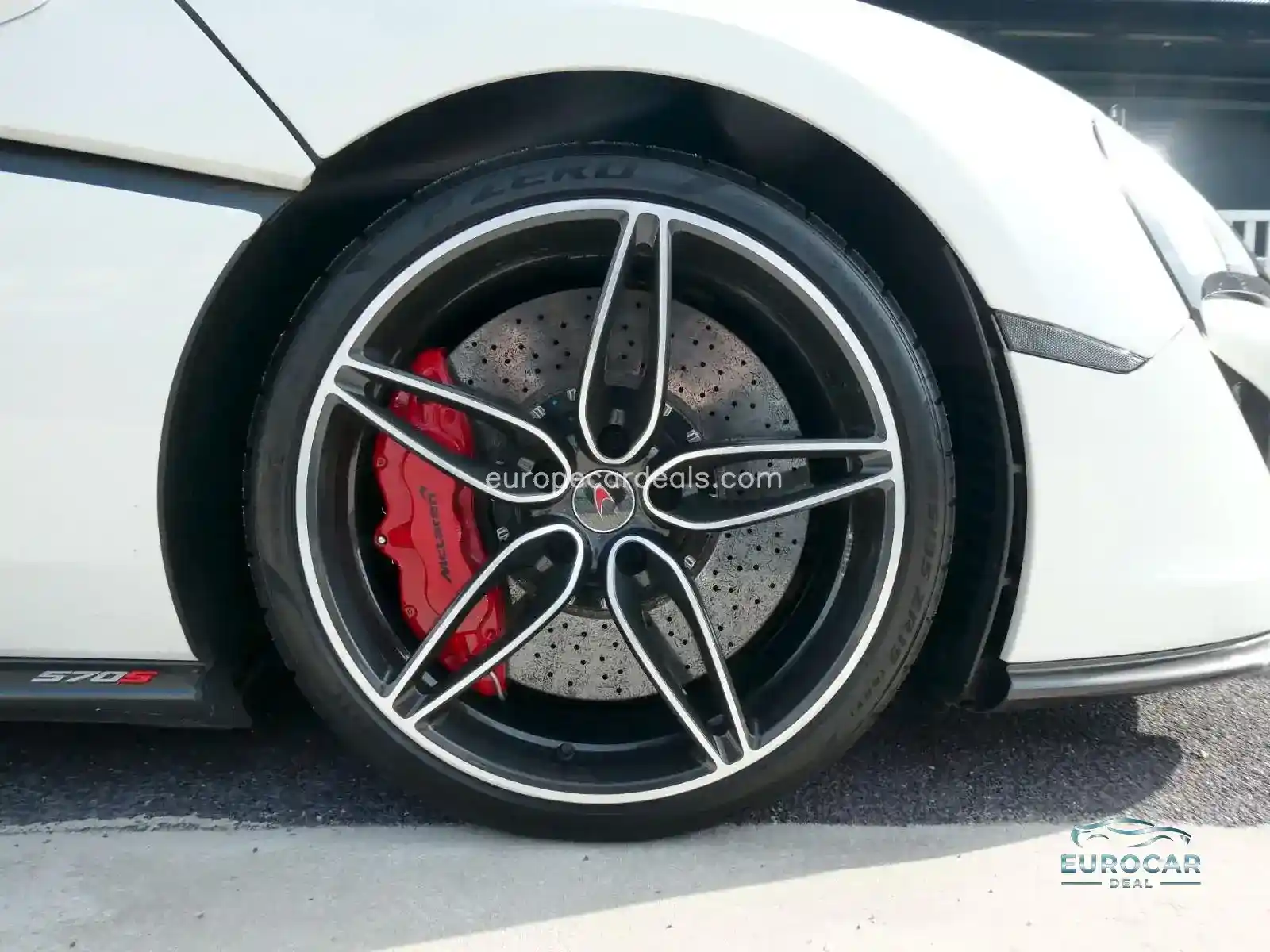 McLaren 570S