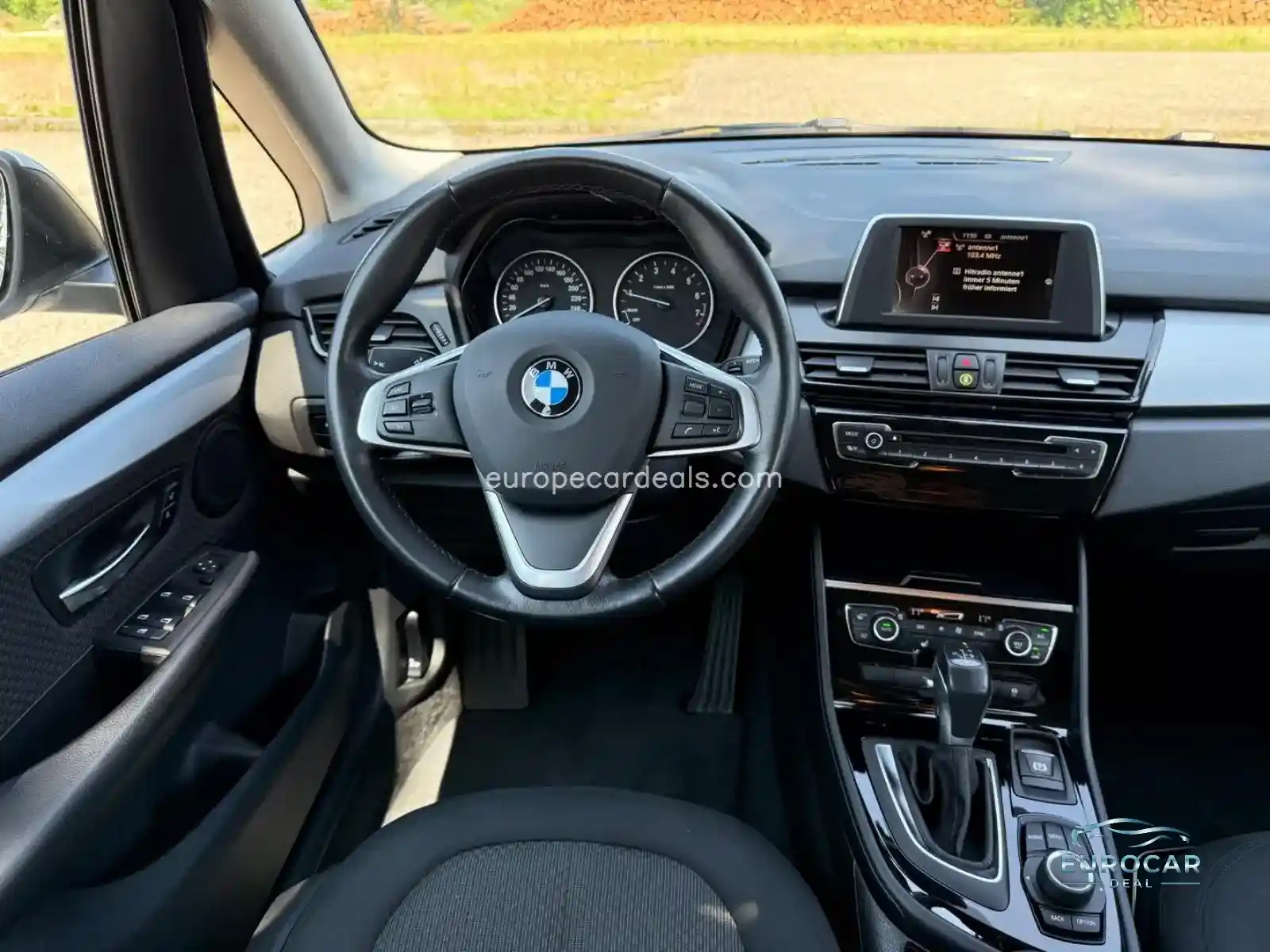 BMW 218