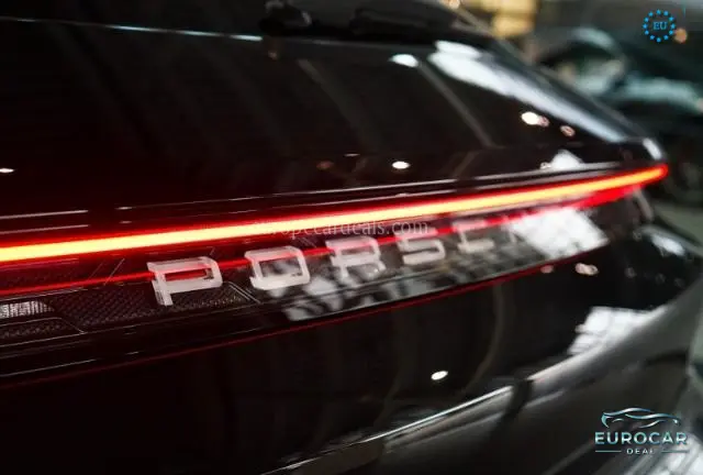 Porsche Taycan