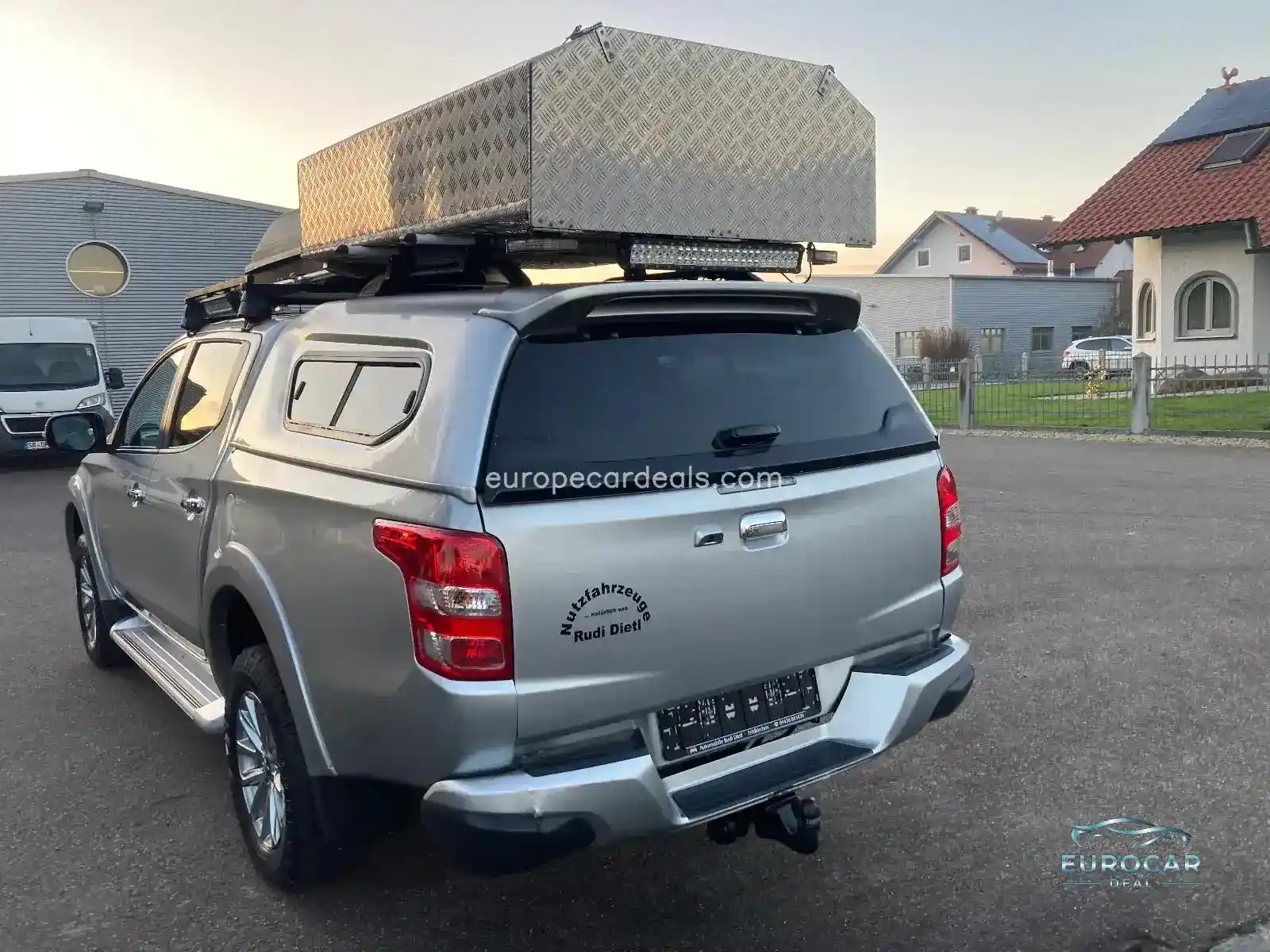 Mitsubishi L200
