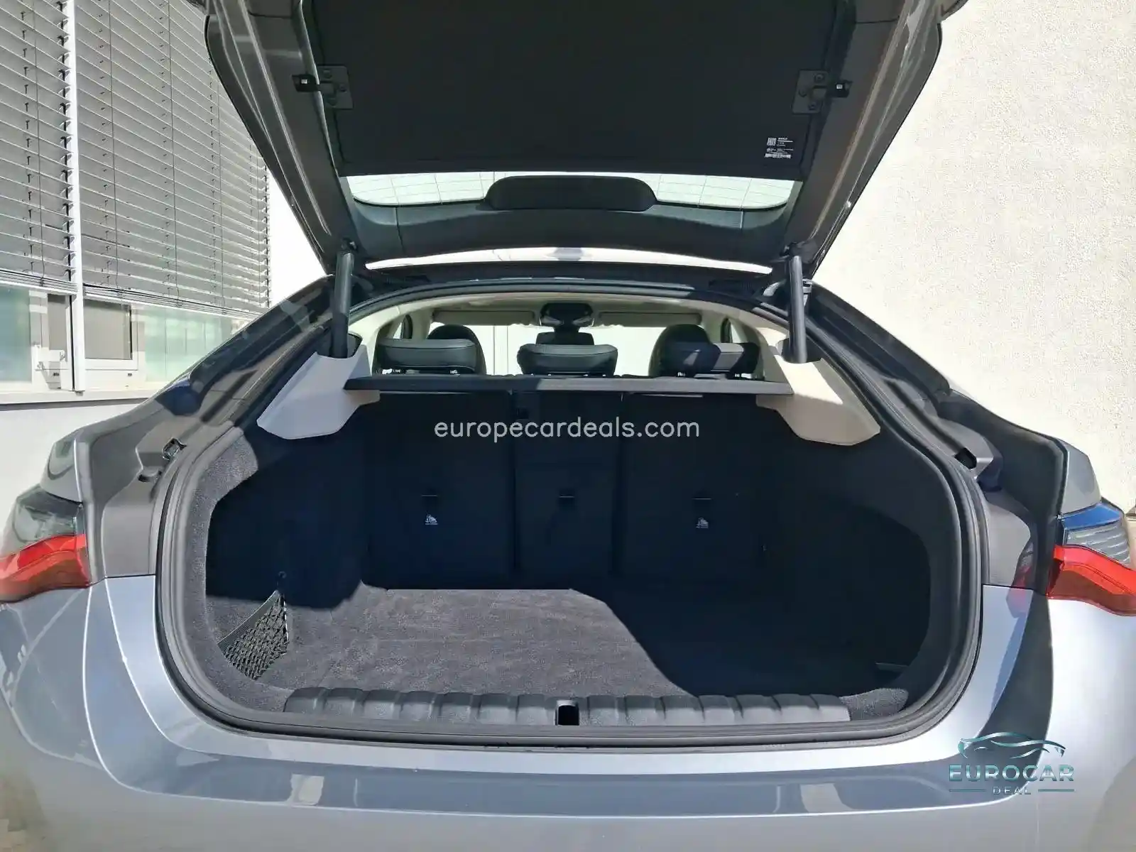 BMW i4