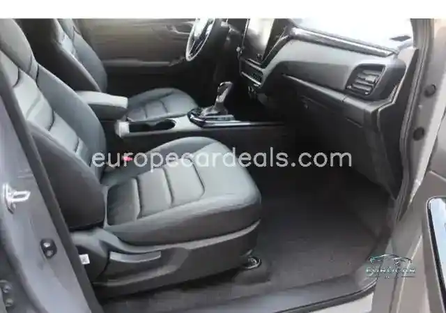 4×4 Double Cab V-CROSS Automatik
