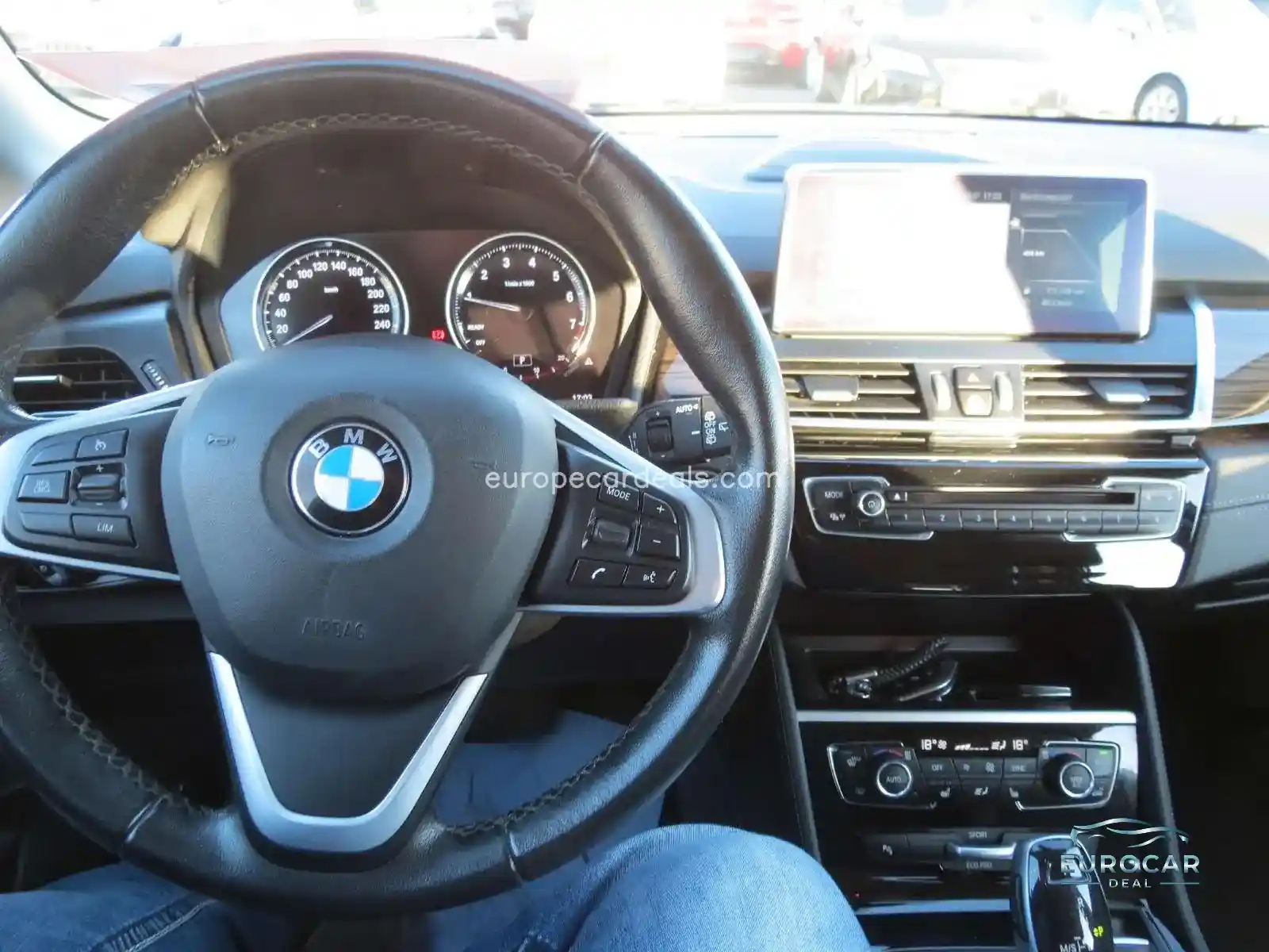 BMW 218