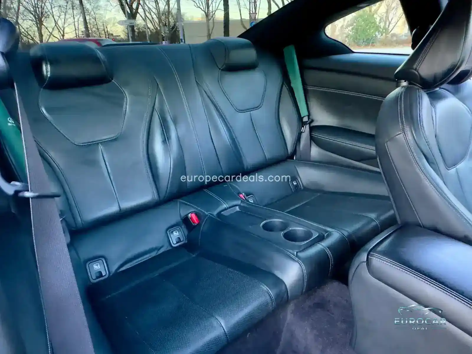 Infiniti Q60