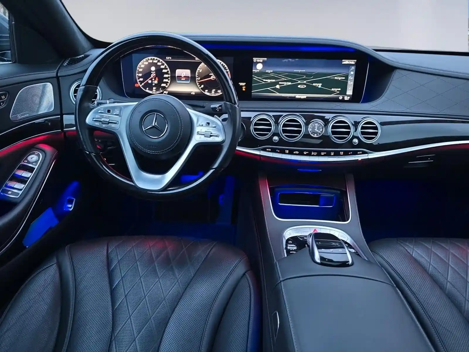 Mercedes-Benz S 560