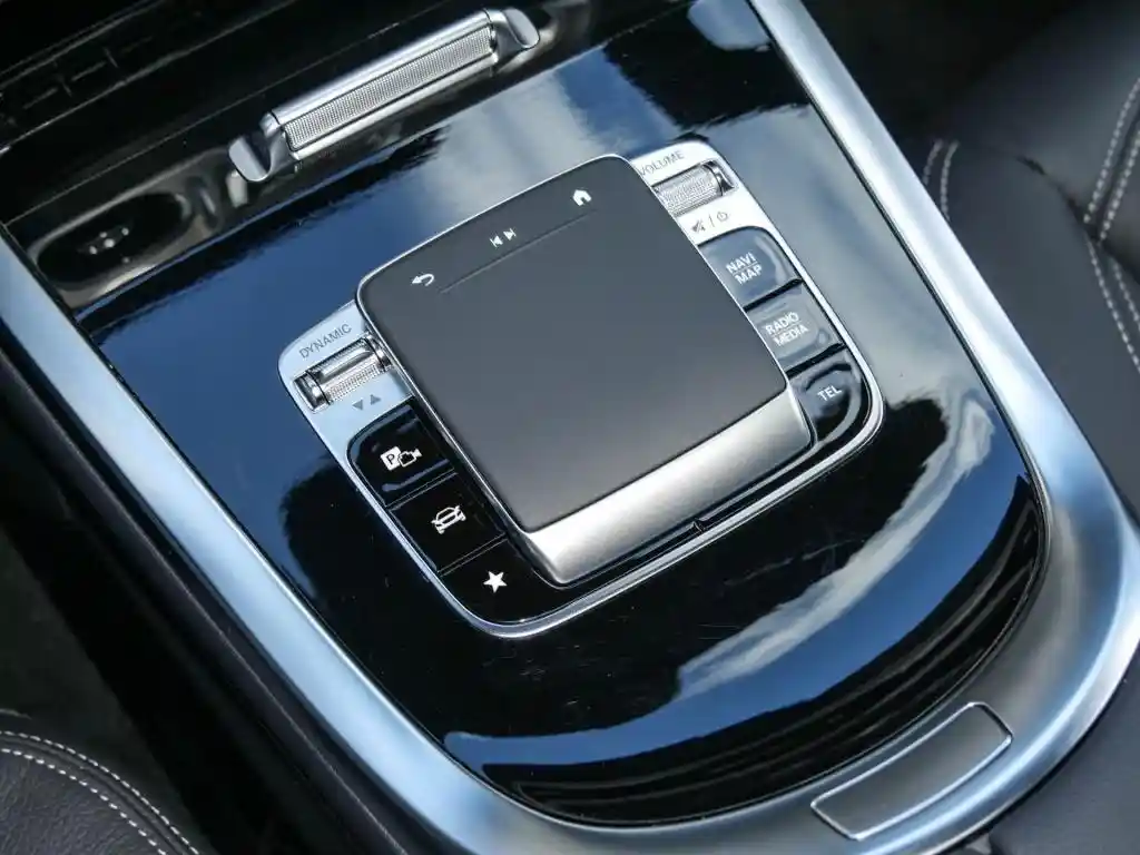 Mercedes-Benz G 500