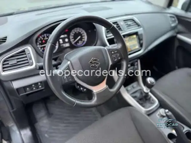 Suzuki (SX4) S-Cross