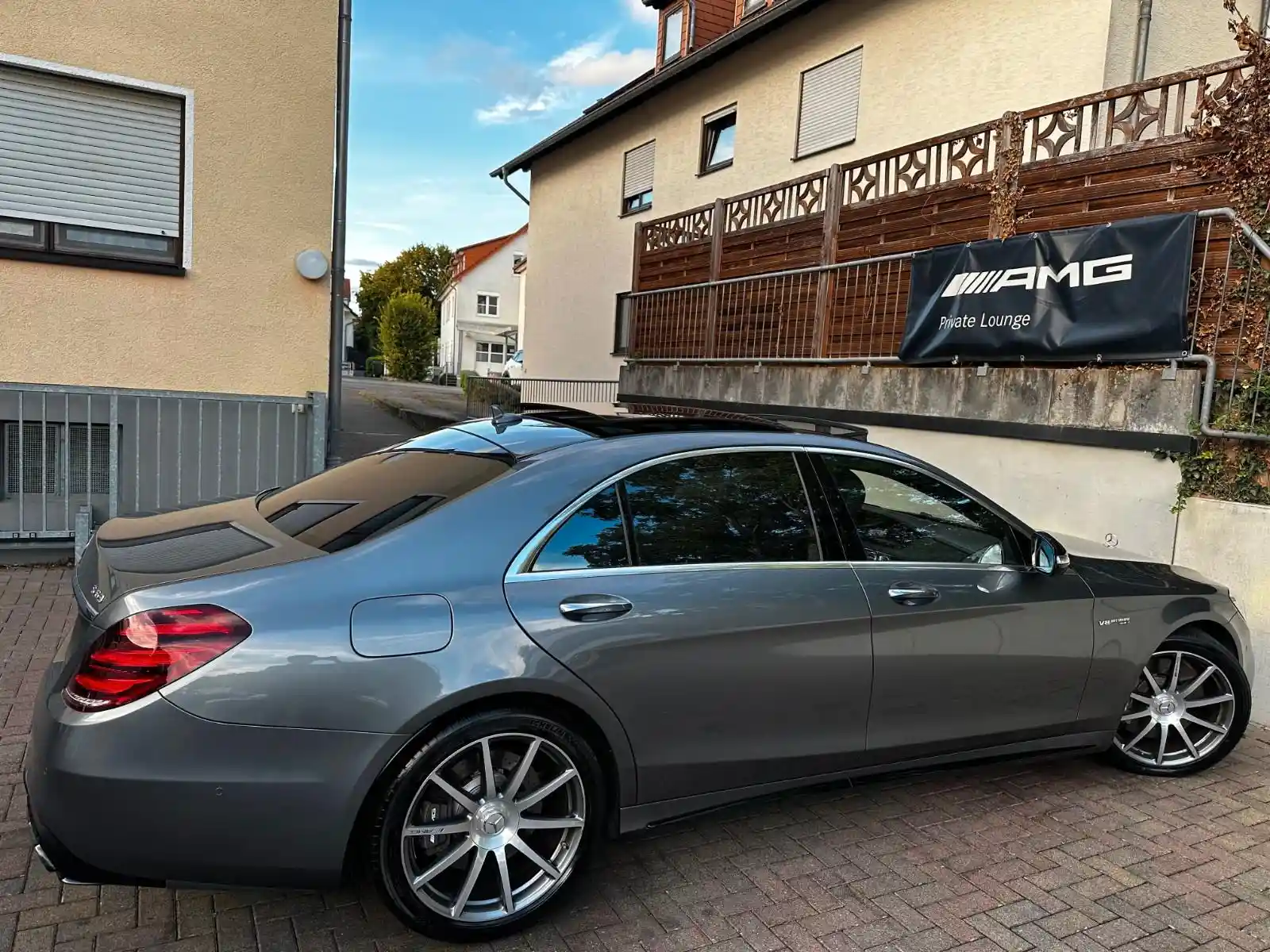 Mercedes-Benz S 63 AMG