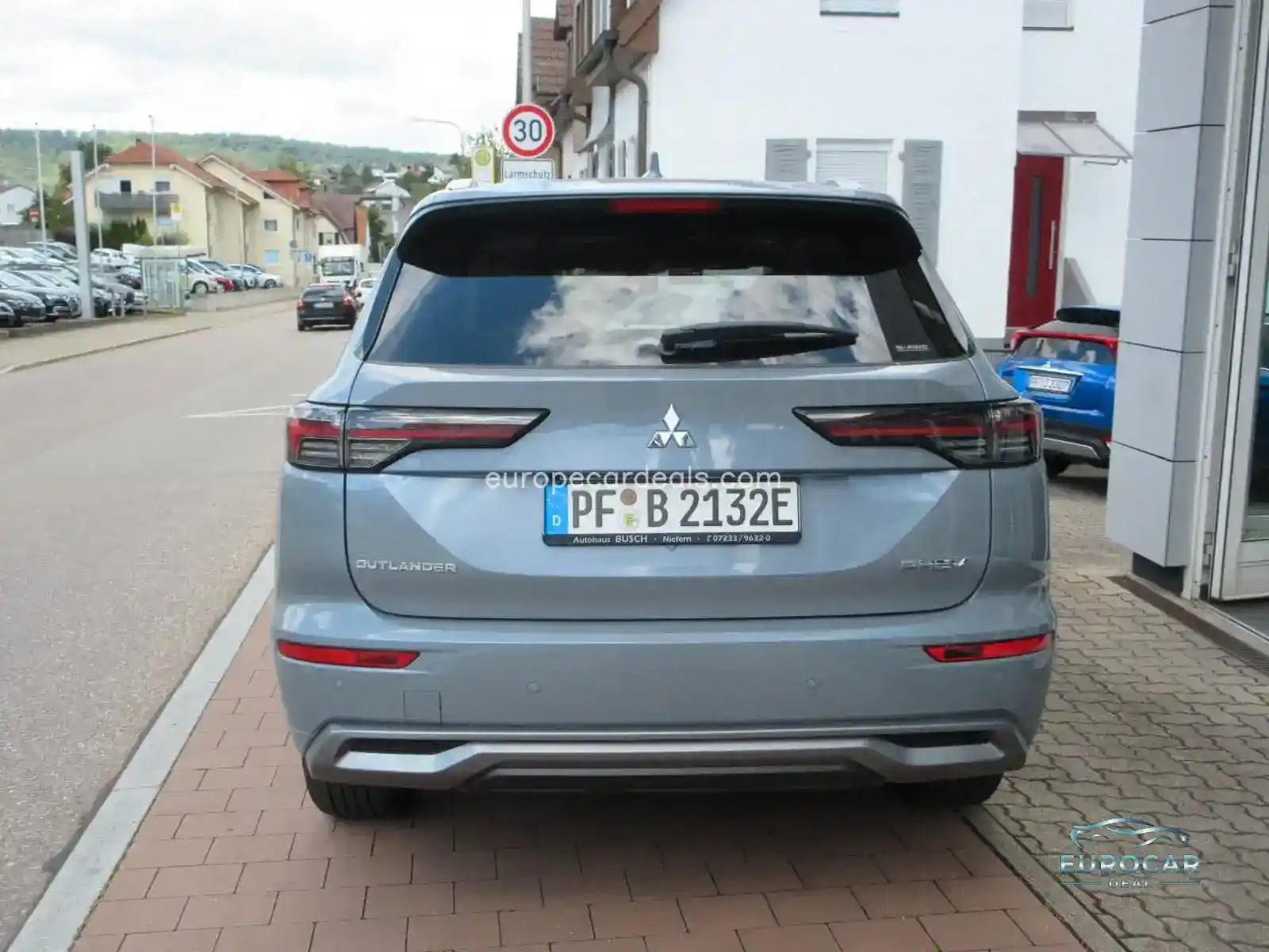 Mitsubishi Plug-in Hybrid Outlander