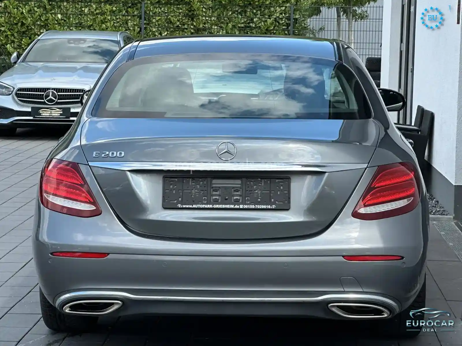 Mercedes-Benz E 200