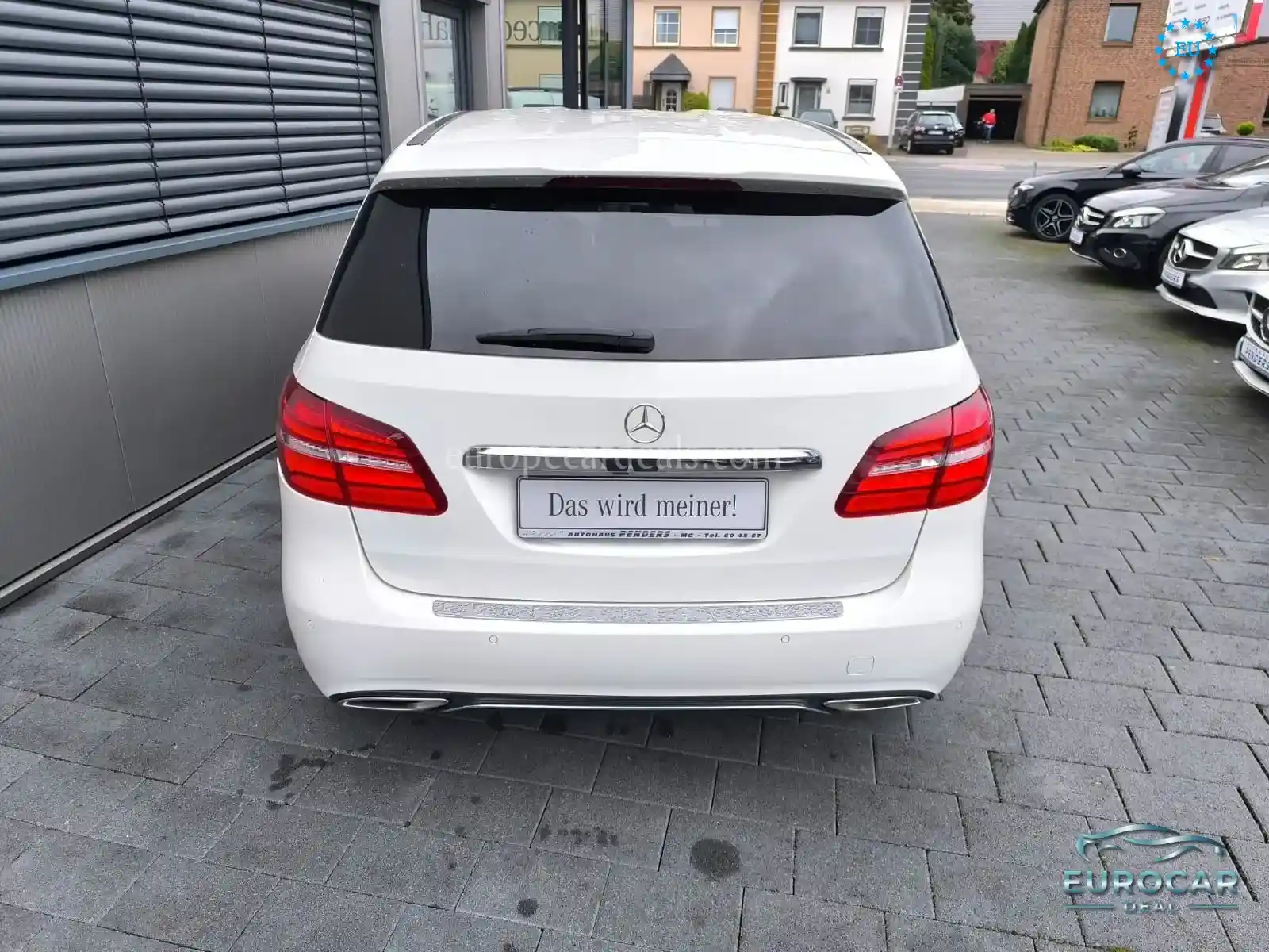 Mercedes-Benz B 180