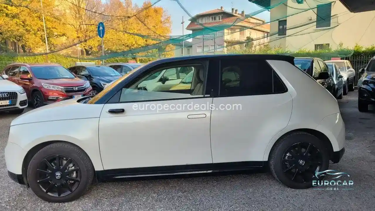 Honda e