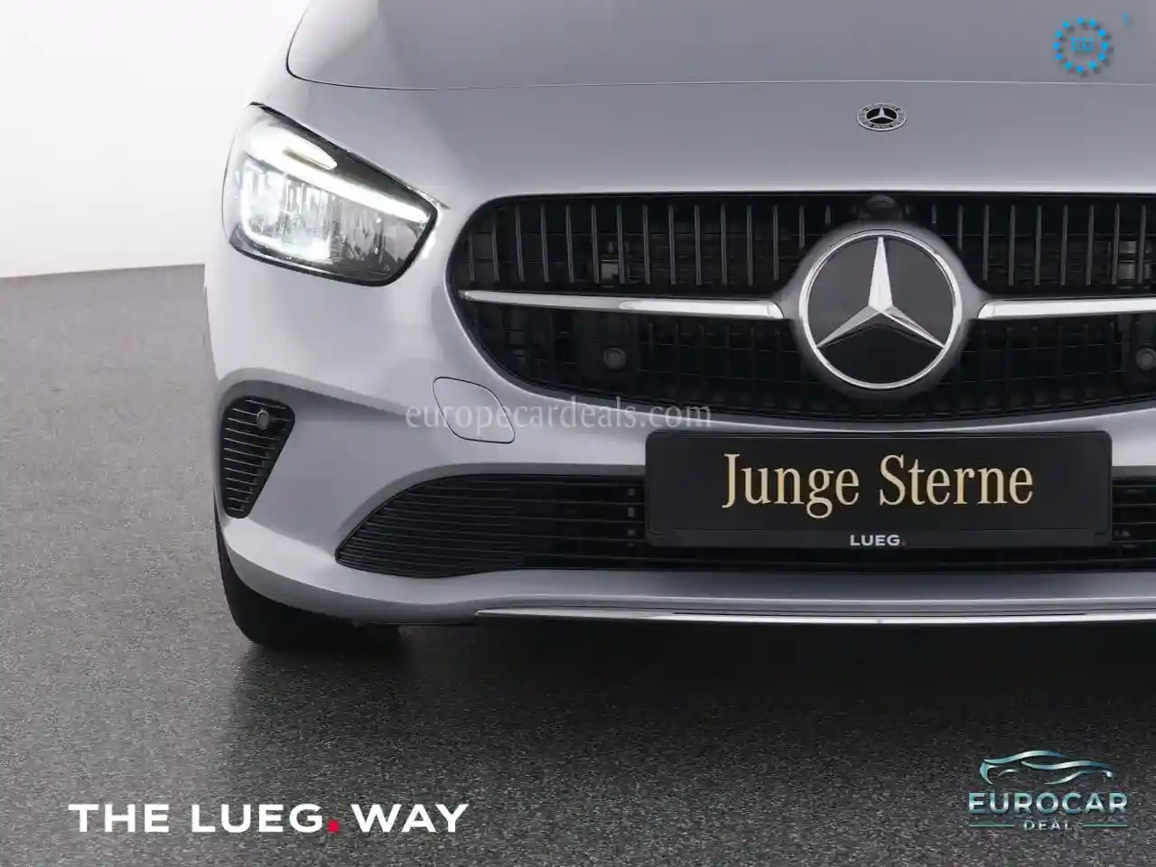 Mercedes-Benz B 180