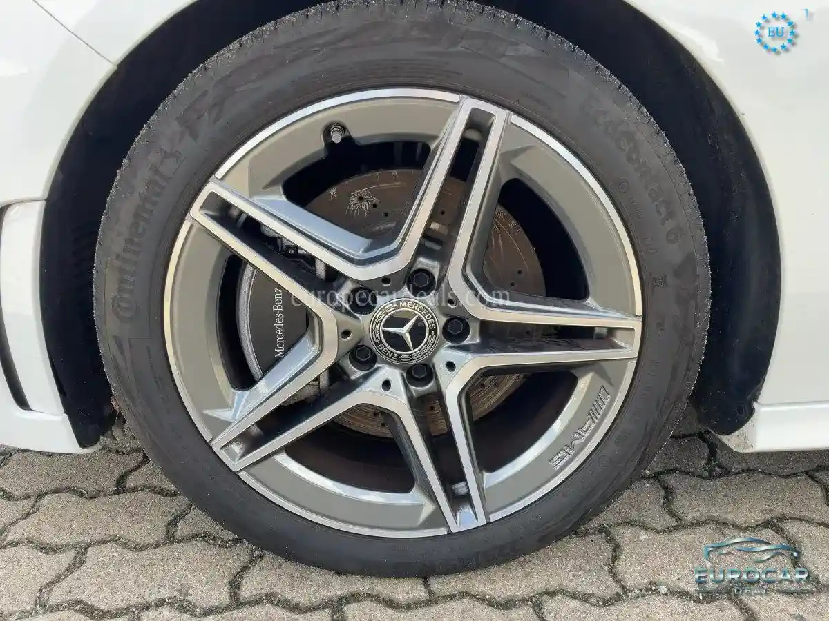 Mercedes-Benz B 220