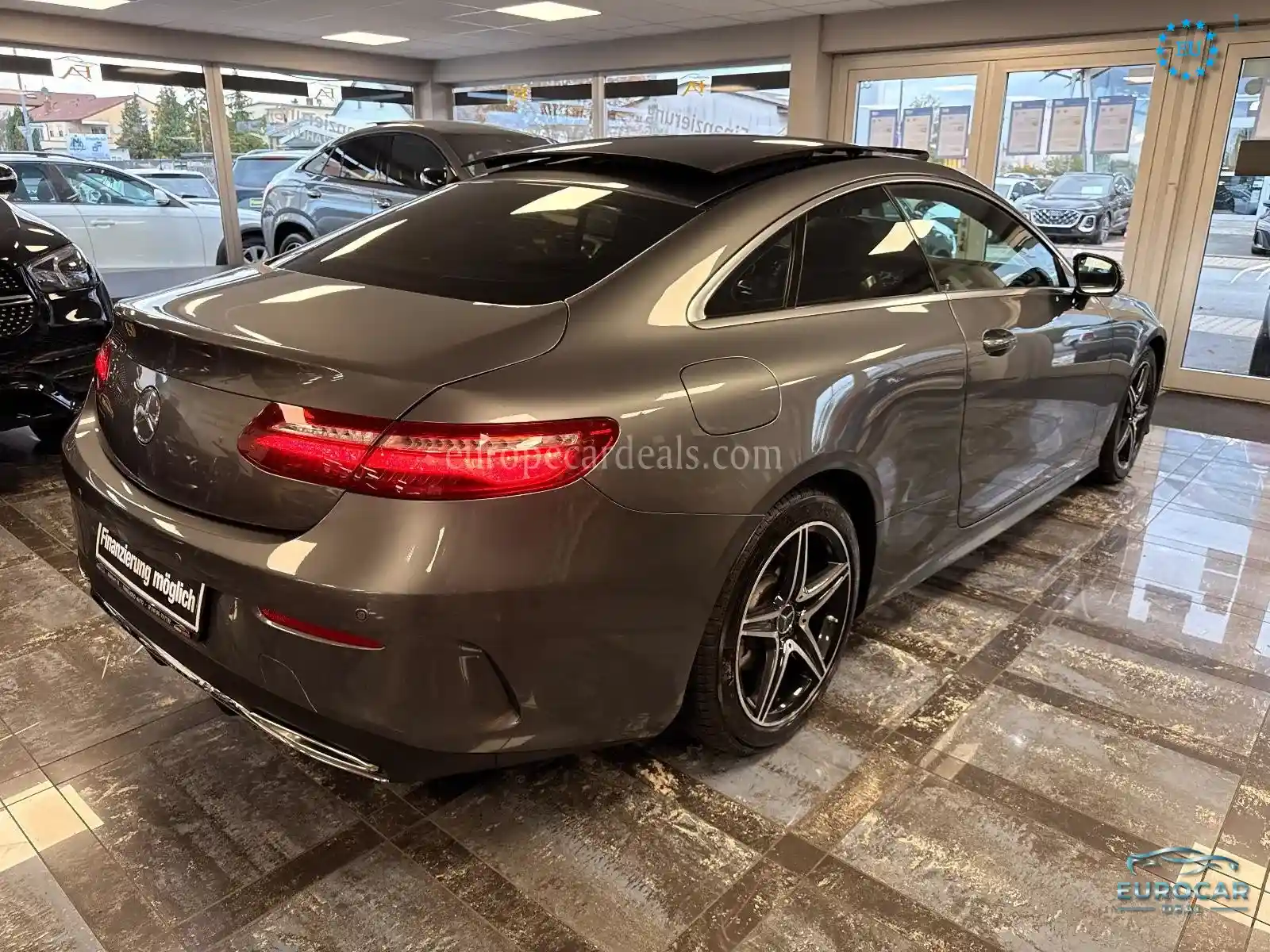 Mercedes-Benz E 200