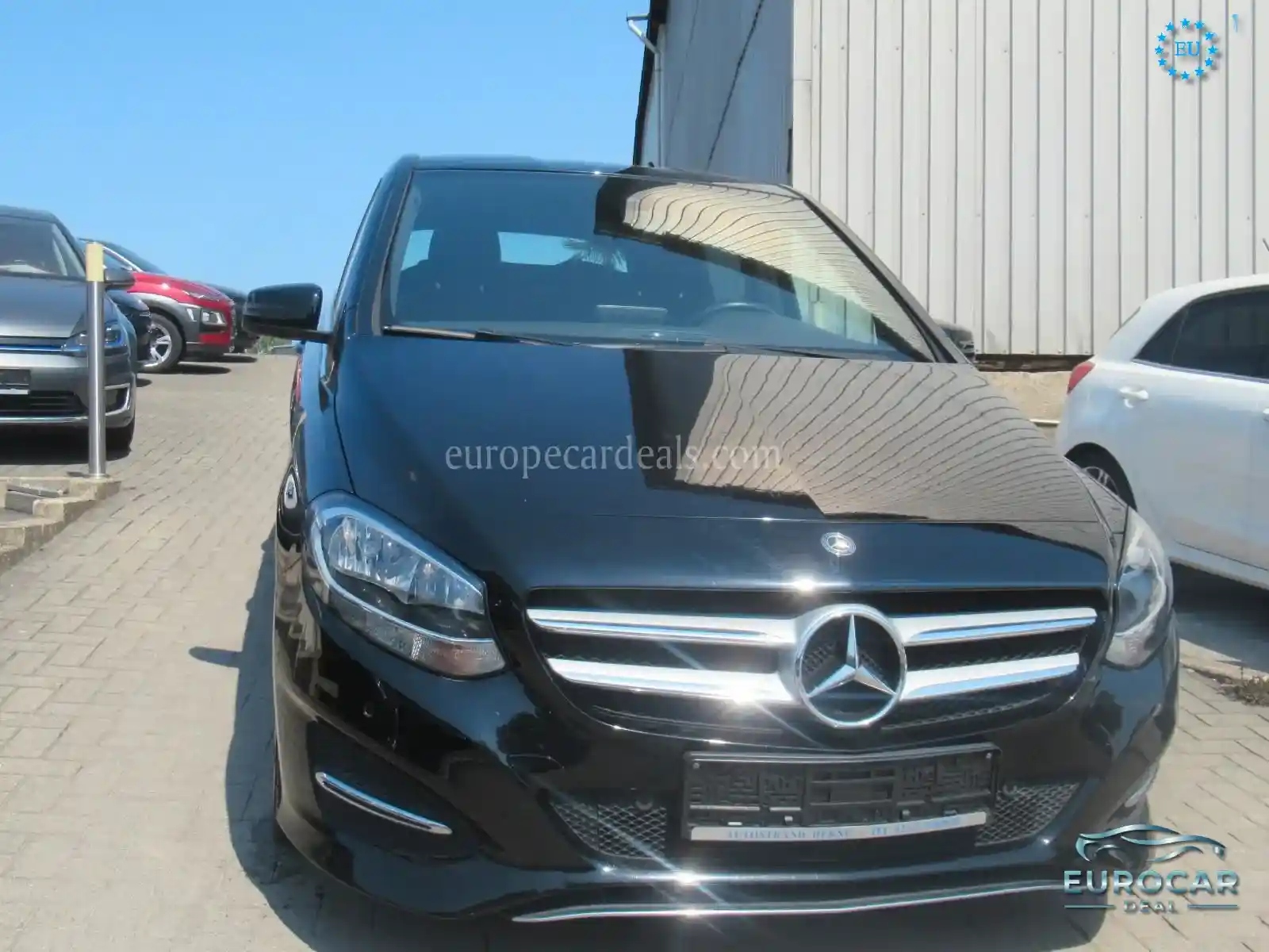 Mercedes-Benz B 180