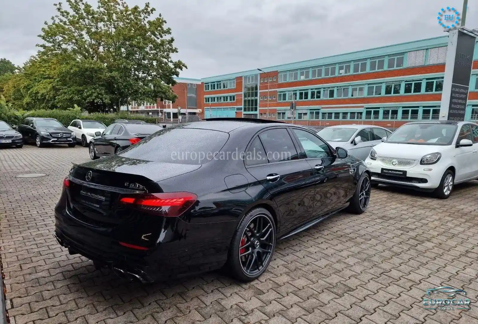 Mercedes-Benz E 63 AMG
