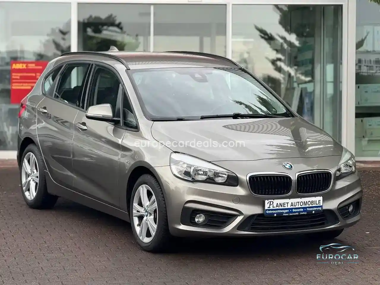 BMW 218