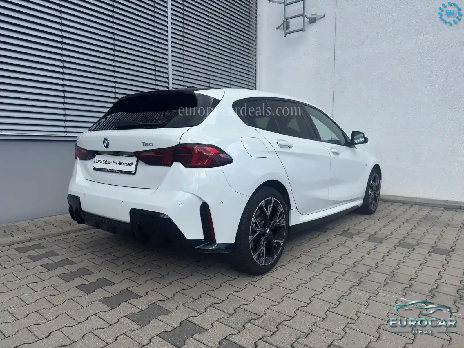 BMW 120