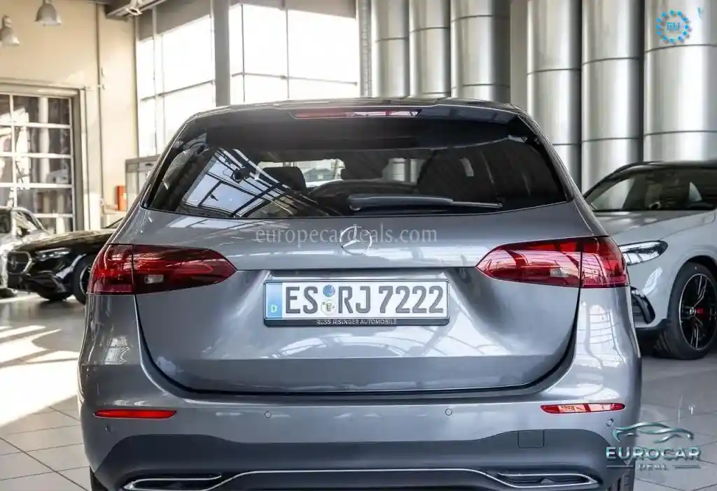 Mercedes-Benz B 220