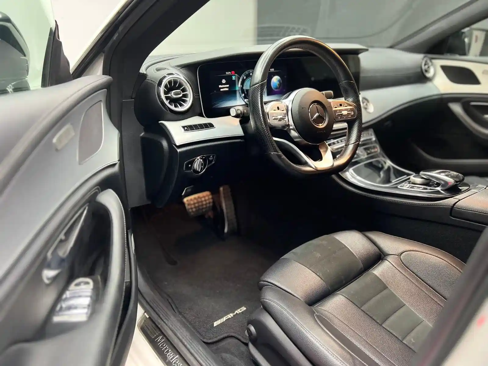 Mercedes-Benz CLS 300