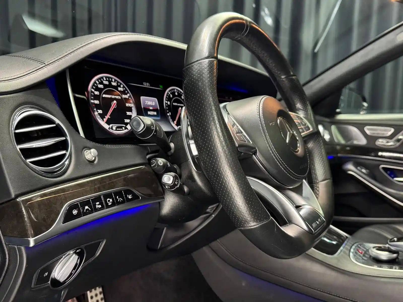 Mercedes-Benz S 63 AMG