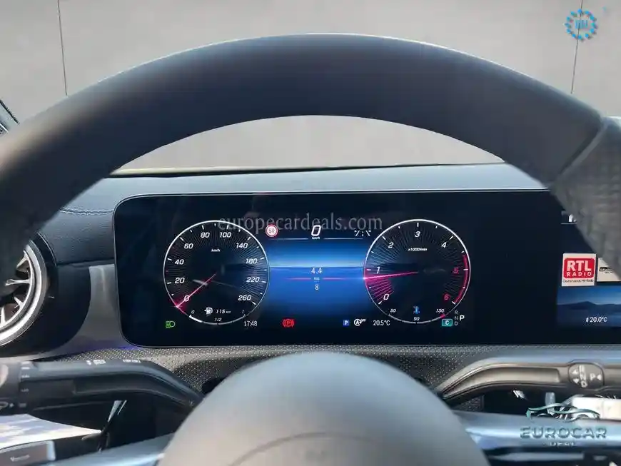 Mercedes-Benz CLA 180