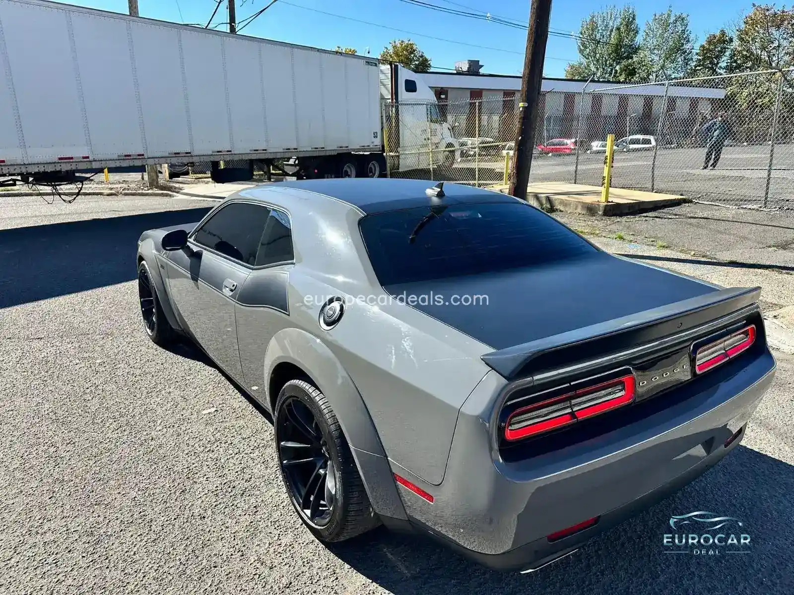 Dodge Challenger