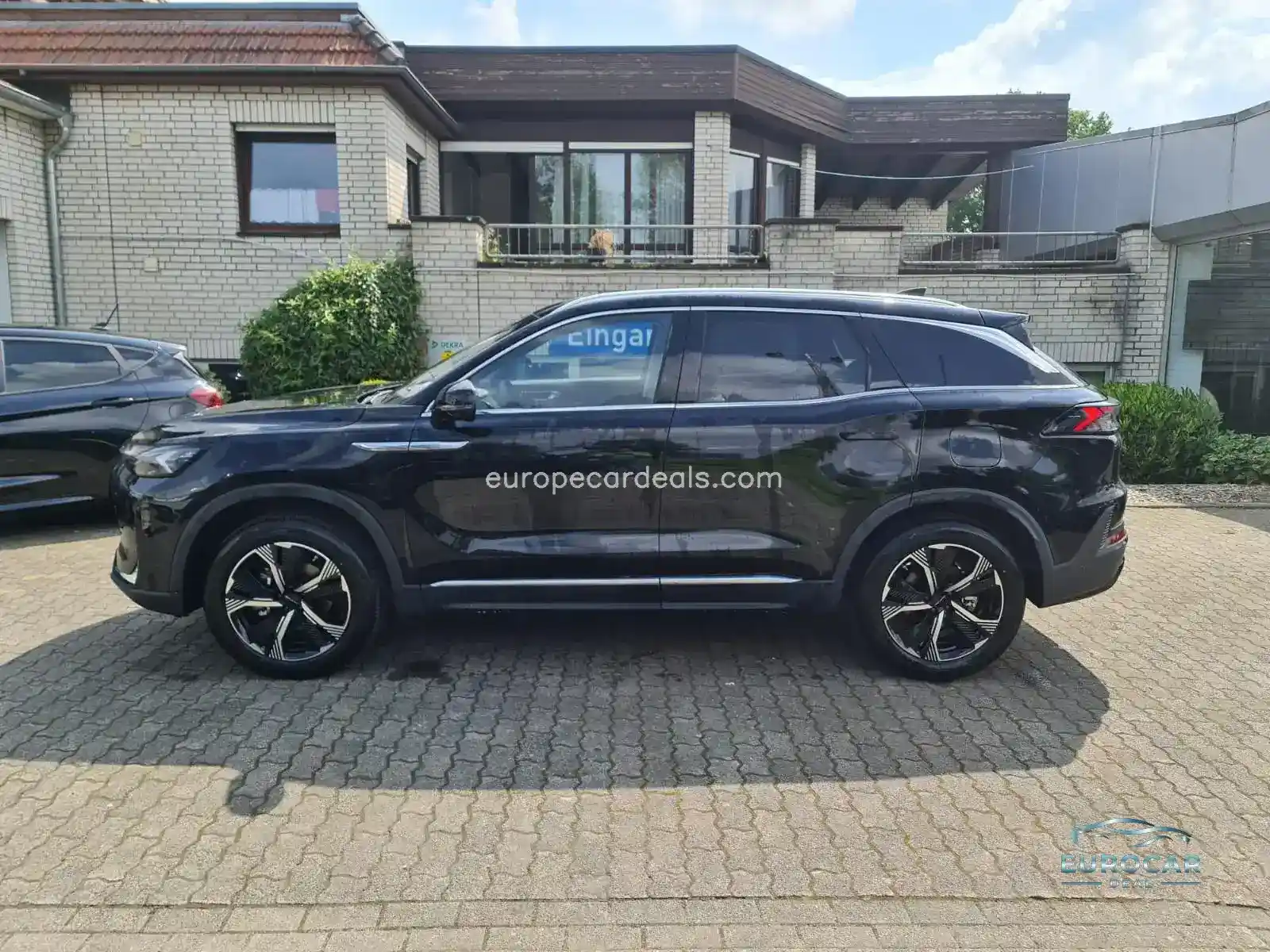 BAIC Beijing X75